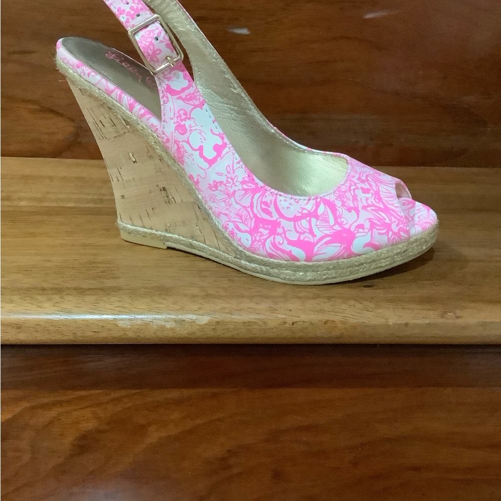Lilly Pulitzer wedge pink print canvas